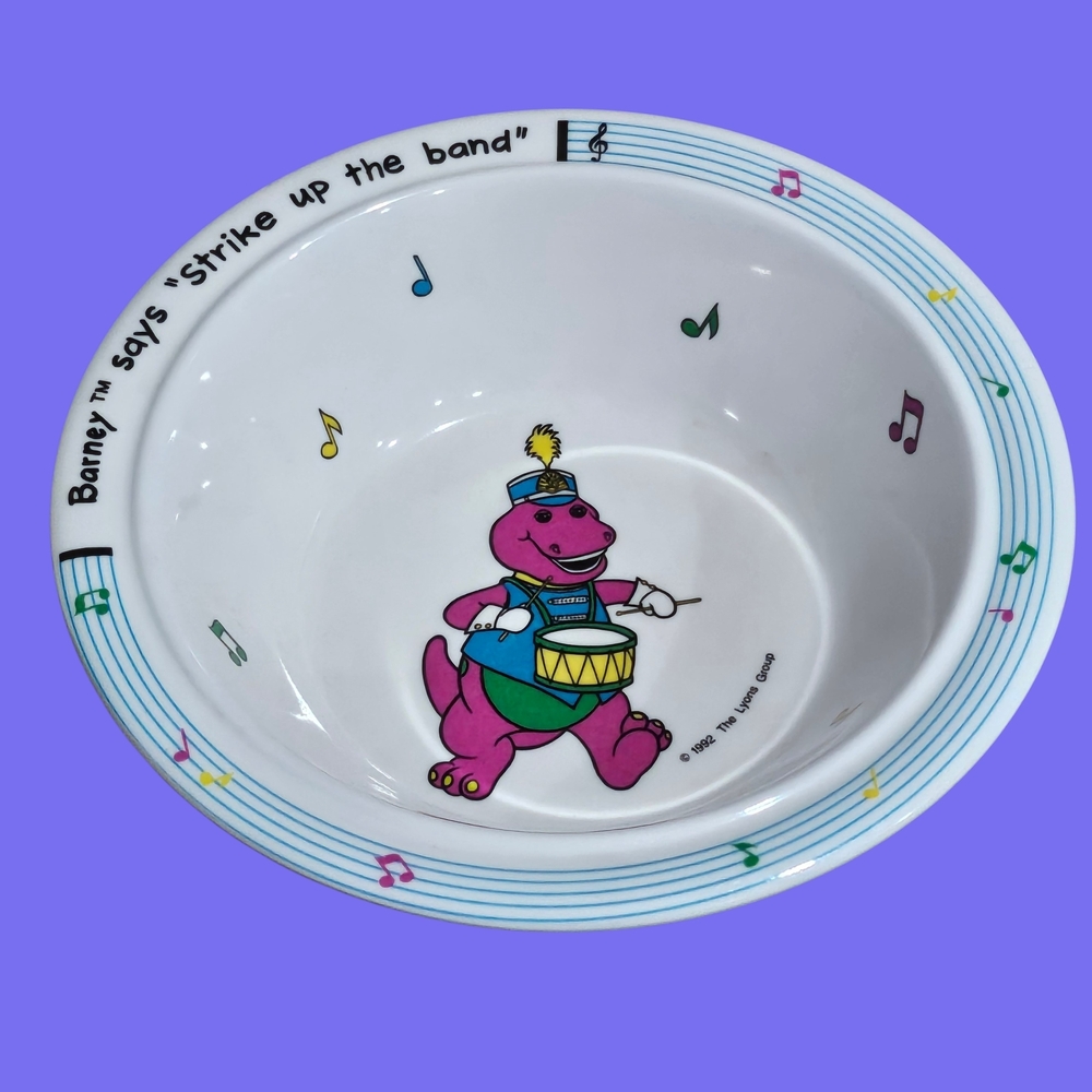 1992 Vintage Barney Baby Toddler Kids Bowl  White Music Marching Band